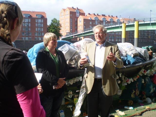 BUND-Aktion an der Weser in Bremen am 5. September 2012