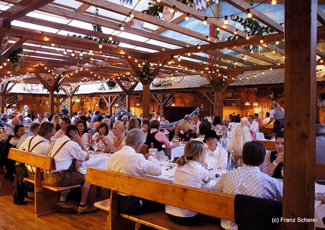 Edel & Weiß - Gourmetabend in der Sterndl'Alm auf dem Augsburger Herbstplärrer