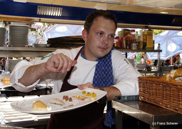 Edel & Weiß - Gourmetabend in der Sterndl'Alm auf dem Augsburger Herbstplärrer - Spezialitätenkoch Andreas Kühner (Kühners Landhaus Kissing)
