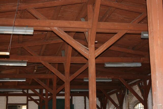 Dachkonstruktion von unten (9.9.2012)