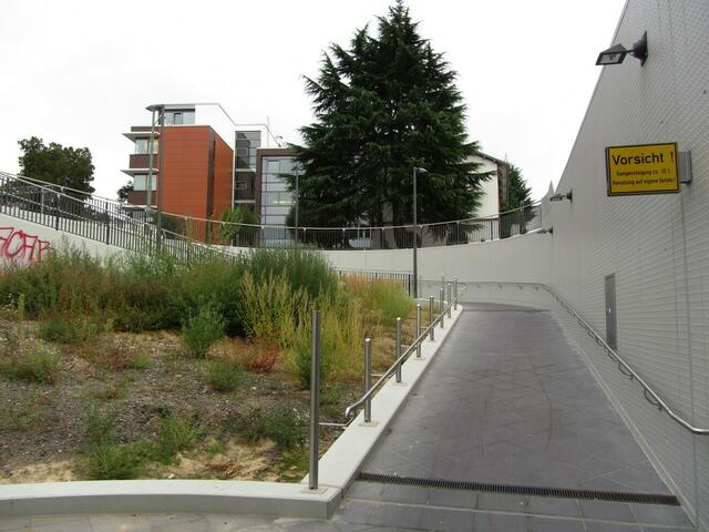 Rampe am Rödelheimer Bahnhof