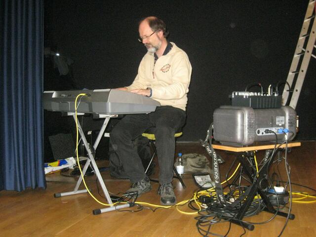 Axel Gobrecht hat unsere Gäste und uns mit seiner Musik auf unserer Tanzreise begleitet!