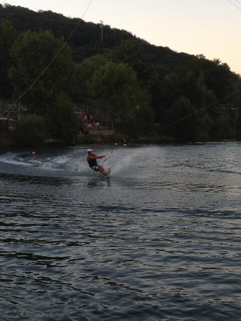 am Wakeboarden!