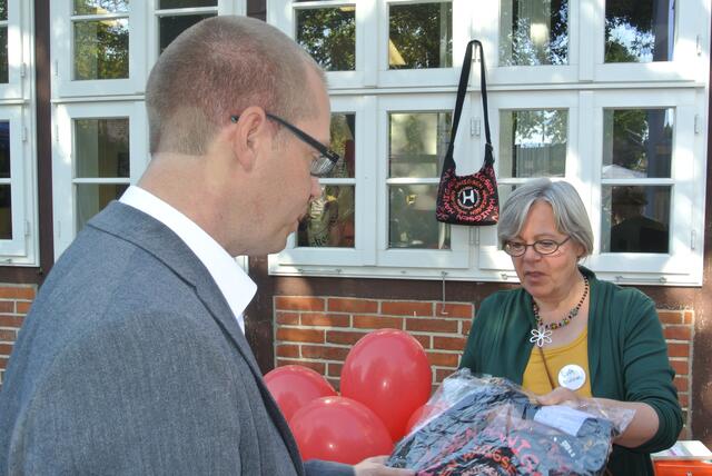 Von Ruth Andresen erwerbe ich eine Hänigsen-Tasche für meine Tochter!