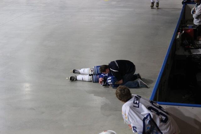 Skaterhockey kann auch weh tun | Foto: Michael Stauner
