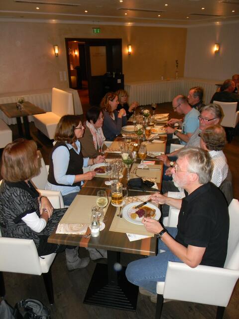 Schon während des Essens wurde viel kommuniziert.