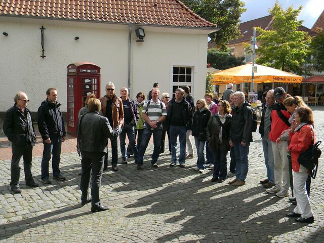 Bei der Abschlussbesprechung schien wieder die Sonne.