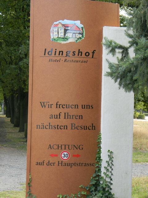 Am Sonntagmorgen, nachdem die Koffer abgegeben waren, spazierten die Herthaner vom Hotel in die Stadt.