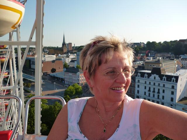 An dem Tag war es sehr warm, im Riesenrad ging wenigsten ein kleines Lüftchen.