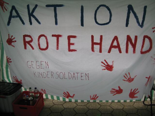 Plan-Aktion "Rote Hand" gegen Kindersoldaten