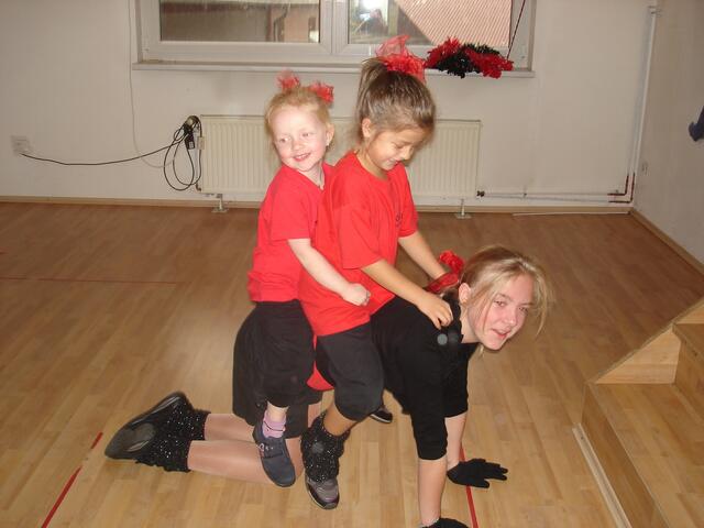 Ida mit Mini-Majoretten Emma und Isabella