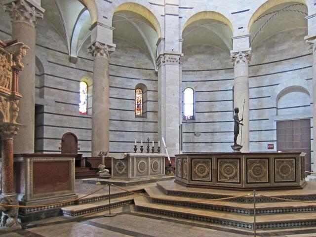 Pisa - Toscana - Italien.
Piazza dei Miracoli
Baptisterium (1152).