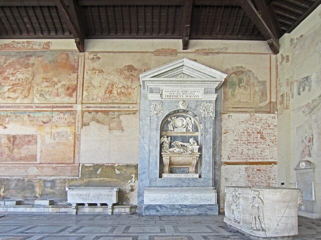 Pisa - Toscana - Italien.
Piazza dei Miracoli
Camposanto
Der Camposanto Monumentale 
(monumentaler Friedhof) 
Friedhofsanlage in Pisa.