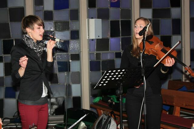 Auftritt von Johanna Brachthäuser und Jana Franz in der Stadtkirche (18.09.2012)