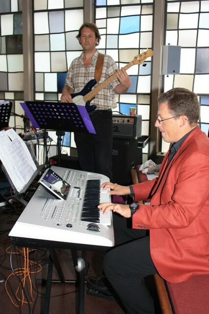 Festgottesdienst mit den Holy Beats in der Stadtkirche (23.09.2012) | Foto: Sören-Helge Zaschke
