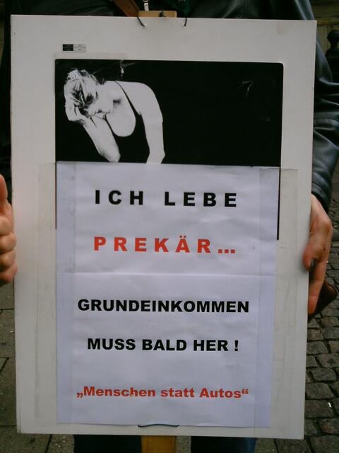 Unter dem Motto "Umfairteilen - Reichtum besteuern" haben Tausende für eine gerechtere Verteilung von Vermögen in Deutschland demonstriert. Foto: Initiative Echte Soziale Marktwirtschaft (IESM)