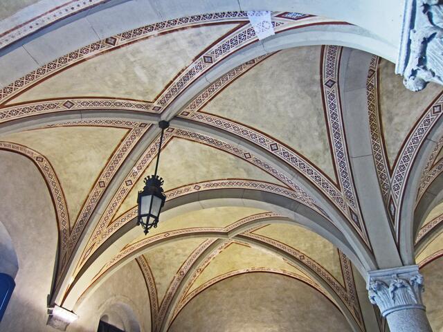 Piazza XX Settembre:
1. Palazzo Gambacorti (1370 - 1392), 
heute Comune di Pisa.