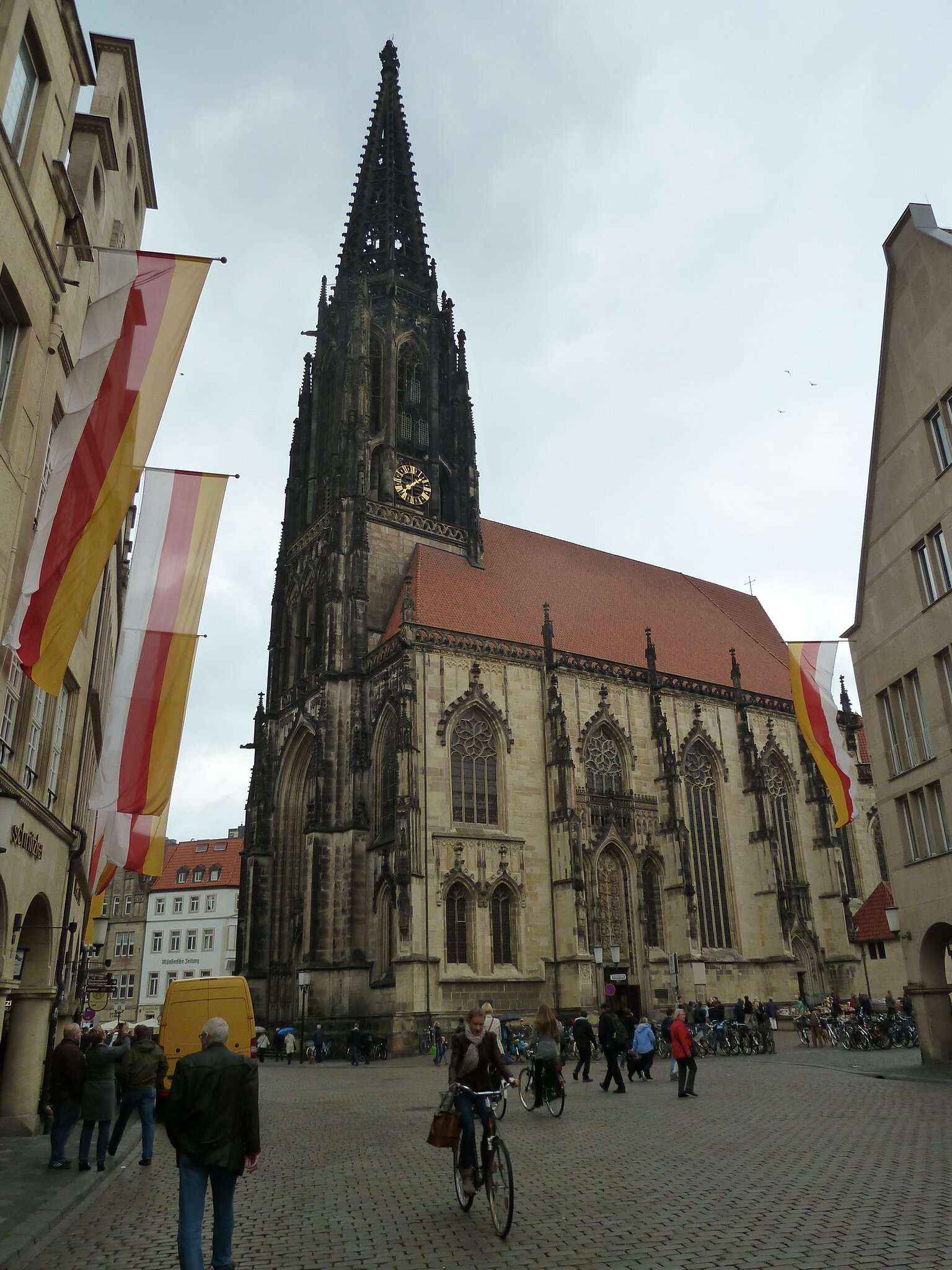 Markt und Stadtkirche St.Lamberti,in Münster. Münster (NW)