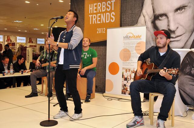 Kendrik Flavors und seine Band.
