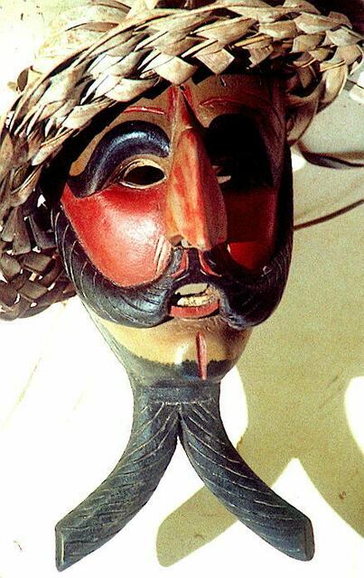 "Jüdische" Gesichtszüge an der Maske aus Wargoldshausen