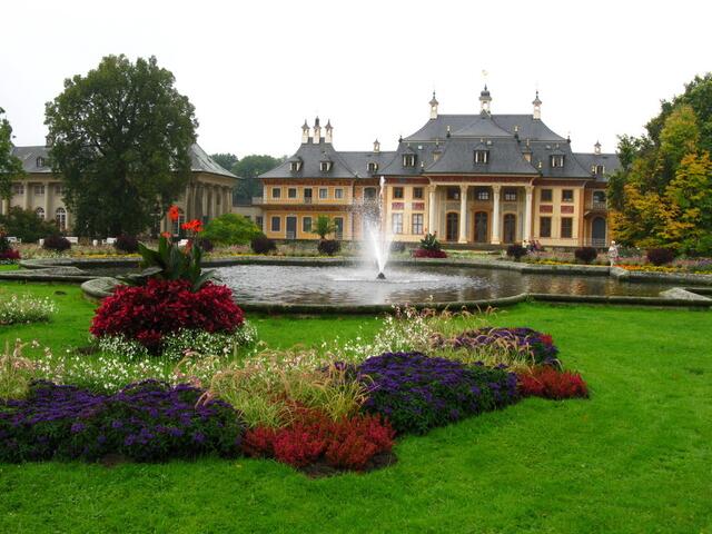 Am Schloss Pillnitz und seinem Park