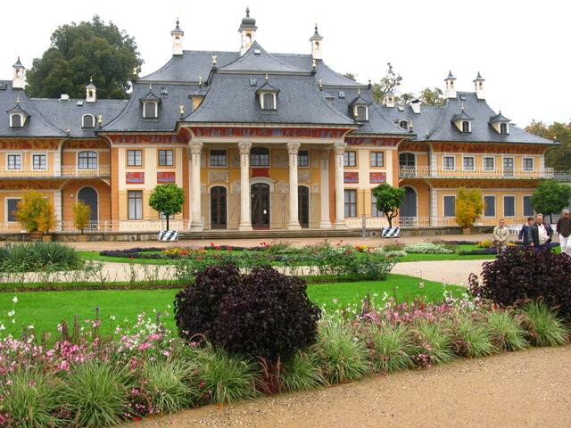Am Schloss Pillnitz und seinem Park