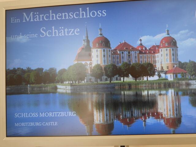 Spiegelbild vom Schloss Moritzburg