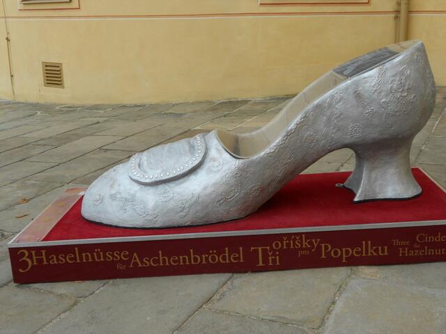 Spender Schuh vom Aschenbrödel