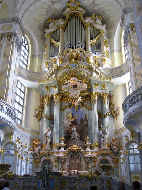 Innenraum der Frauenkirche in Dresden