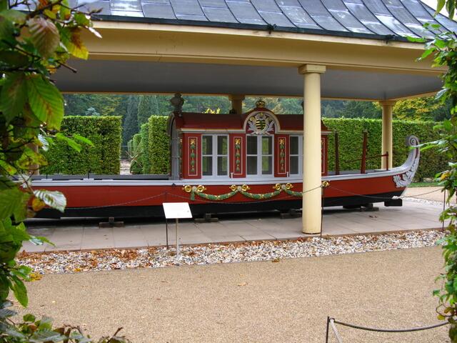 Am Schloss Pillnitz und seinem Park