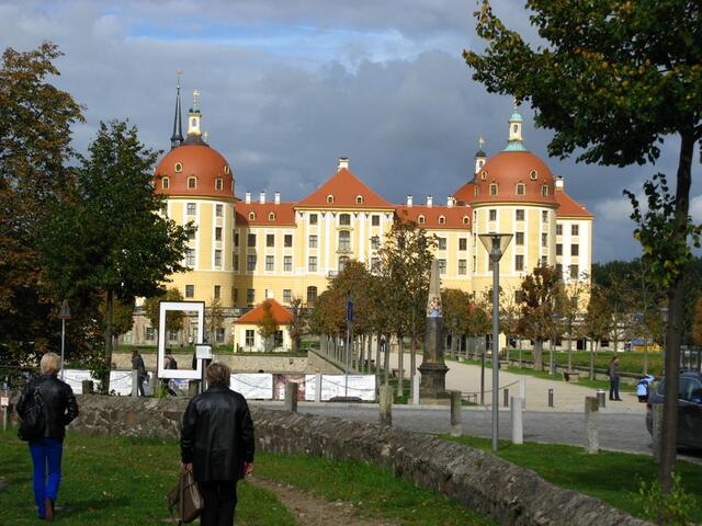 Jagdschloß von August dem Starken mit der berühmten Moritzburg vor den Toren Dresden