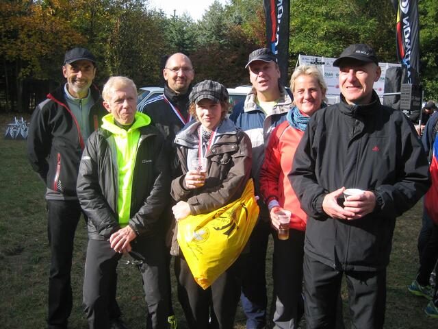 Post SV Läufer: Reinhard, Detlef, Jochen, Mandy, Reiner, Birgit und Wolfgang