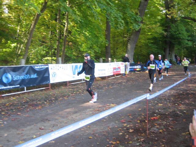 Wolfgang Häusler, 1:04 nach 11 km