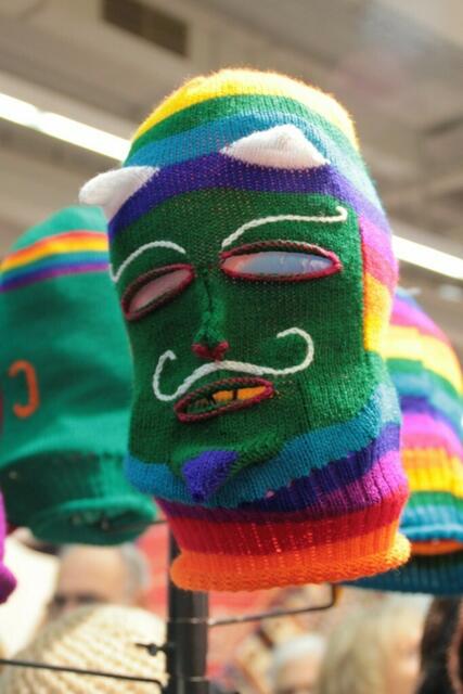 Da hilft auch nicht die Gesichtsmaske ... ganz ohne Gurkenscheiben ...