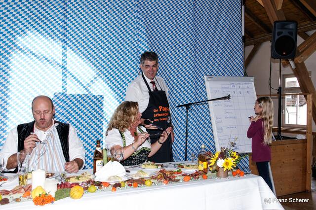 Verkaufsoffener Oktobersonntag 2012 in Dasing - DSDS - Dasing sucht den Superkoch. Die Jury bewertet sehr kritisch
