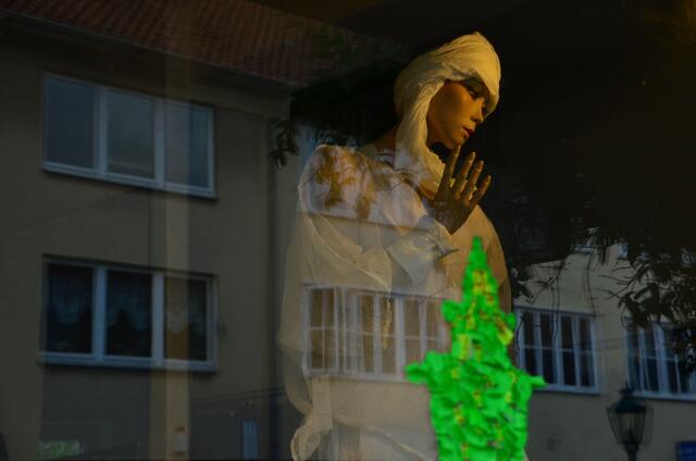 ...unterwegs mit der DoRu auf der Suche nach dem Feierabend...den habe ich zwar nicht gefunden, doch dafür dieses Spiegelbild.....