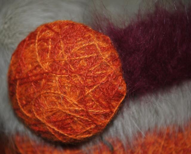 Zart umwickelt in Orange