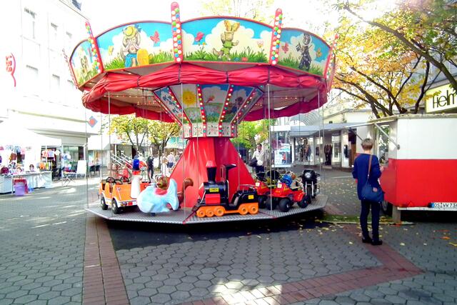 Ein anderes Kinderkarusell.