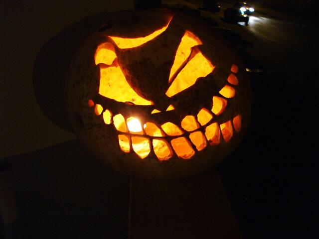 2.11.2011 ... Halloween in Halle-Neustadt !