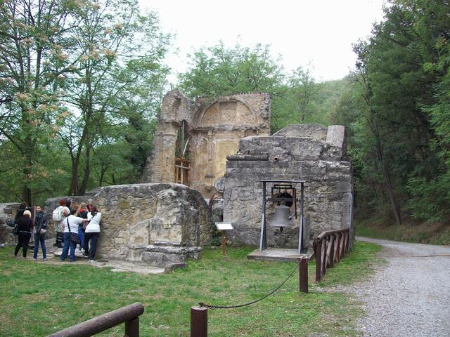 Die Kirche von Casaglia. Dorthin hatten sich fast 100 Personen geflüchtet, der Pfarrer wurde am Altar ermordet,  die anderen wurden auf dem Friedhof hingerichtet