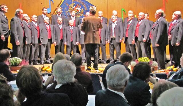 MGV Niederwald - Leitung: Herr Klaus Fillsack