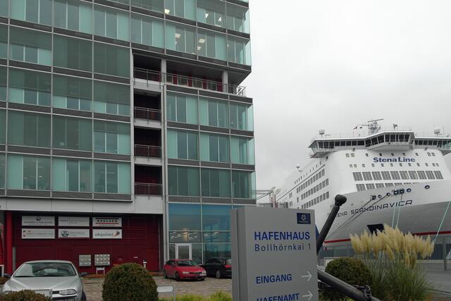 Bis zum Jahresende erwartet der Hafen laut Geschäftsführer einen Güterumschlag von rund 6,3 Millionen Tonnen.
