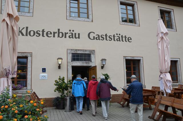 Schnell rein zum Mittagessen.