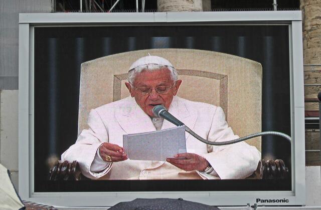 Petersplatz (Piazza San Pietro)
Papstaudienz mit Papst Benedikt XVI.
31.10.2012.