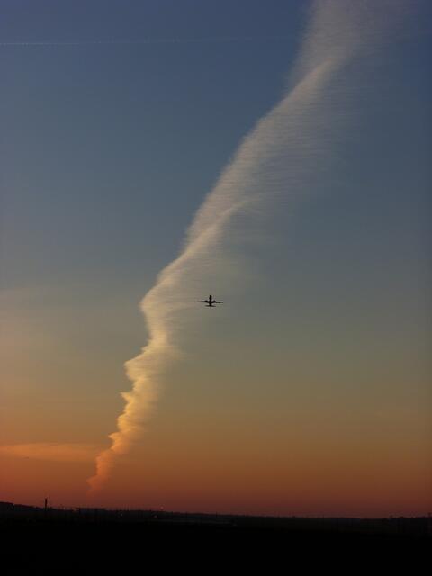 Flug in die Nacht.