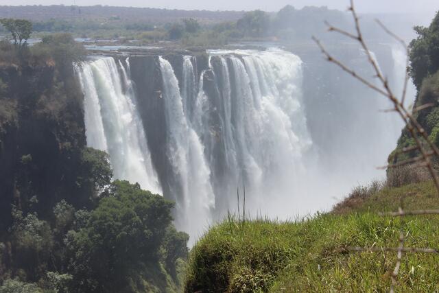 Victoriafälle von Zimbabwe aus fotografiert © Michael Stauner