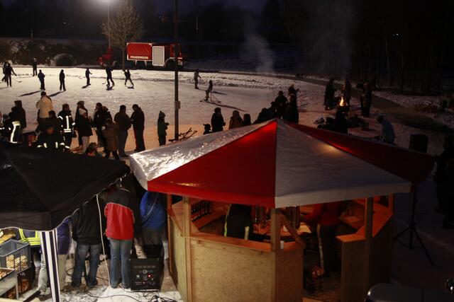 Das "Dämmereislaufen" war wieder einmal bestens besucht