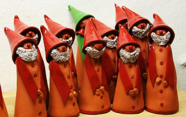 Auch die Nikoläuse sind fertig und strahlen um die Wette!