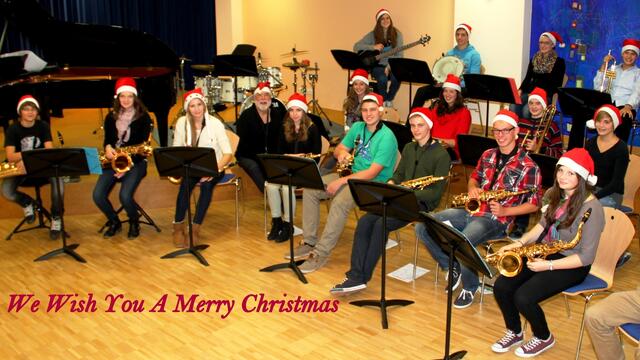 Ein modernes, fröhliches Weihnachtskonzert gibt die ReGy-Bigband des Gymnasiums und der Anton-Rauch-Realschule-Wertingen am Sonntag, 16. Dezember 2012 um 17:00 Uhr im Festsaal des Wertinger Schlosses in Zusammenarbeit mit der Musikschule Wertingen.