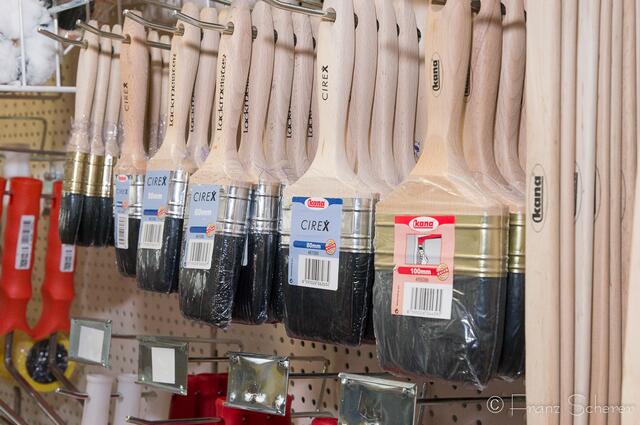 Farbenhaus Friedberg in neuen Geschäftsräumen -  Helle Verkaufsflächen mit ansprechendem Ambiente